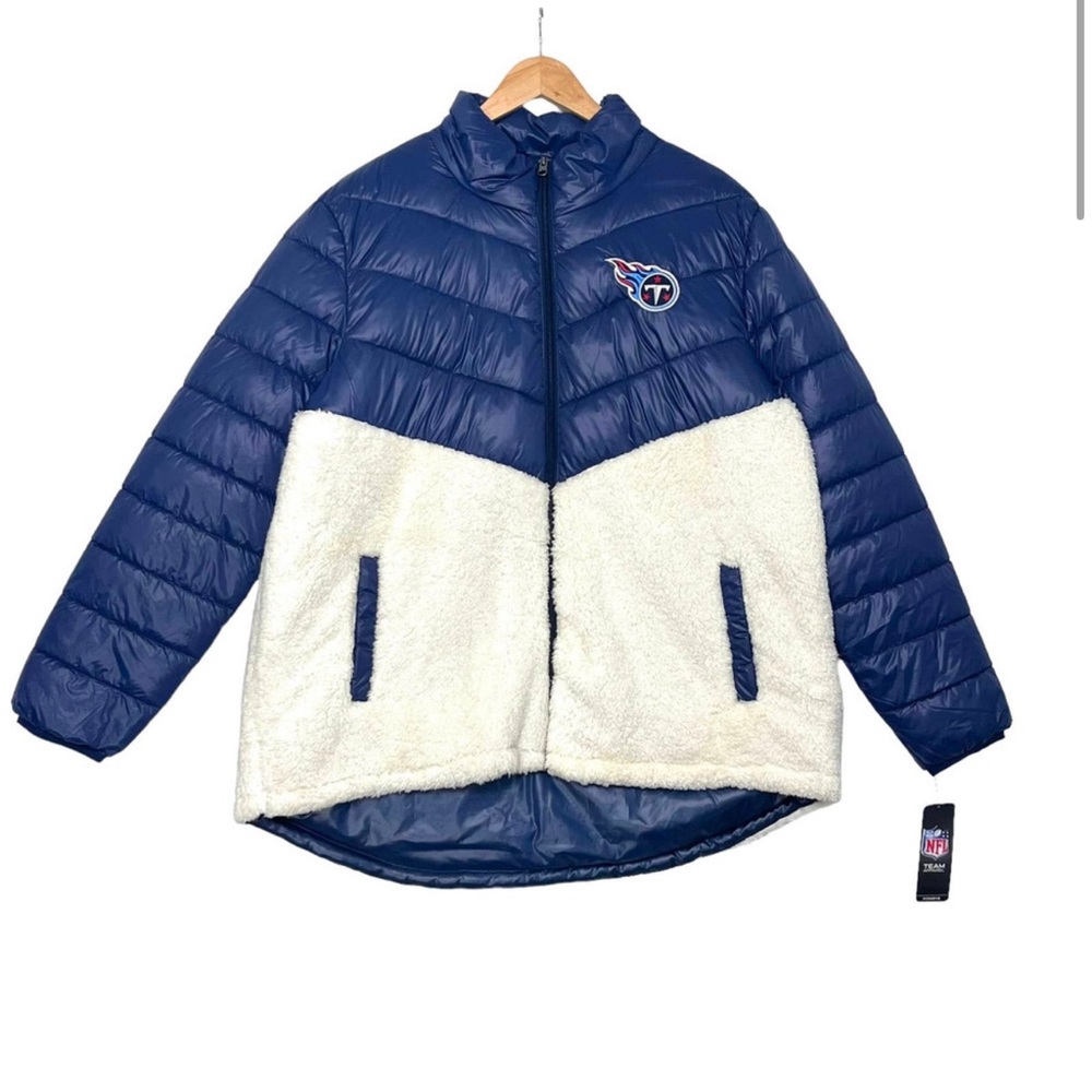 NFL Tennessee Titans Puffer Jacket Womens Sz
XXL Navy White Quilted Full Zip
